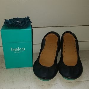 Tieks